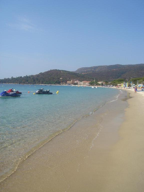 Auberge Du Cap Negre Le Lavandou Exterior photo